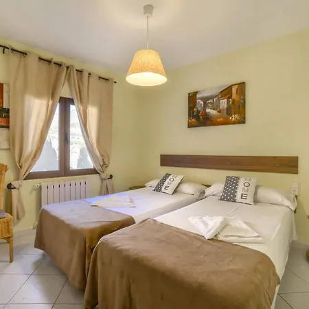 Borneo - Plusholidays Vila Calpe